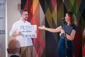 Presentation of the most important principles of our mentoring cooperation with prof. Beata Bochorodycz at the end of the TopMinds 2021 program (June 2021).